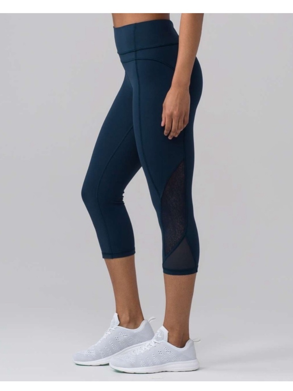 Lululemon Navy Blue Mesh Panel Cropped (19”) Leggings Women's Size 4 Athletic